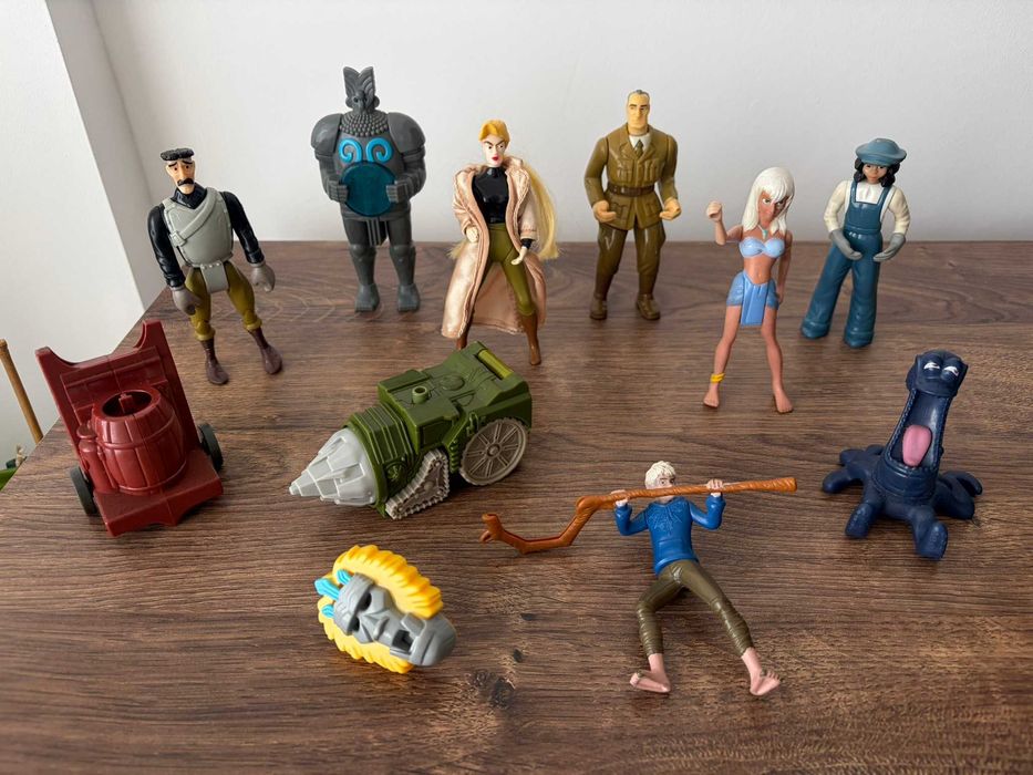 rei leao timon pumba mcdonalds happy meal disney coleção peter pan smurfs aladdin panda kung fu tarzan atlantis transformers carros