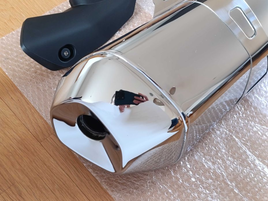 Escape original BMW R1250R 2023 - Como novo