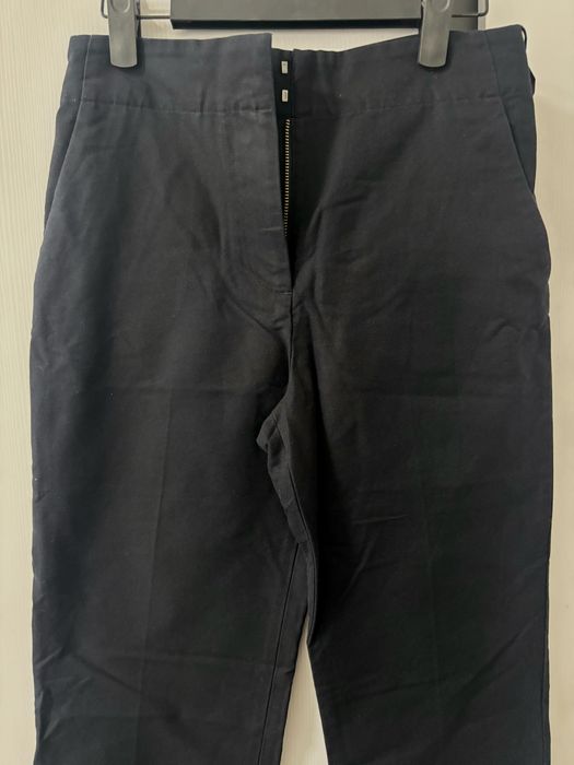 Темно-сині штани від бренду COS