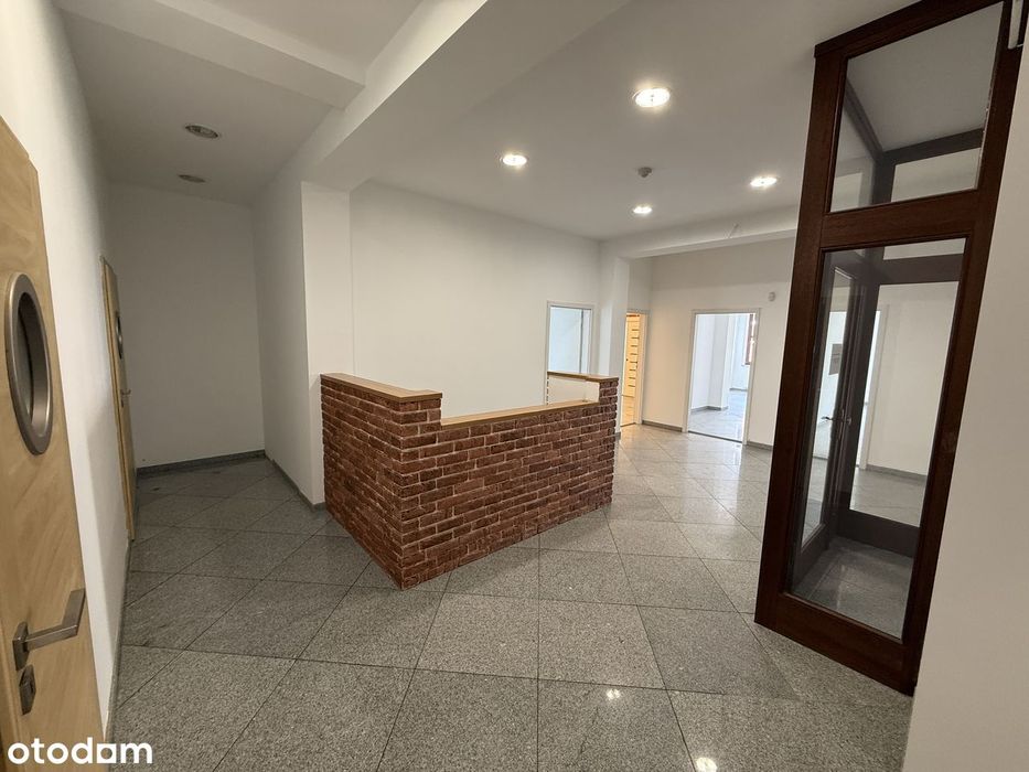 Lokal 157 m2 w centrum Chodzieży 1 piętro całość lub część lokalu