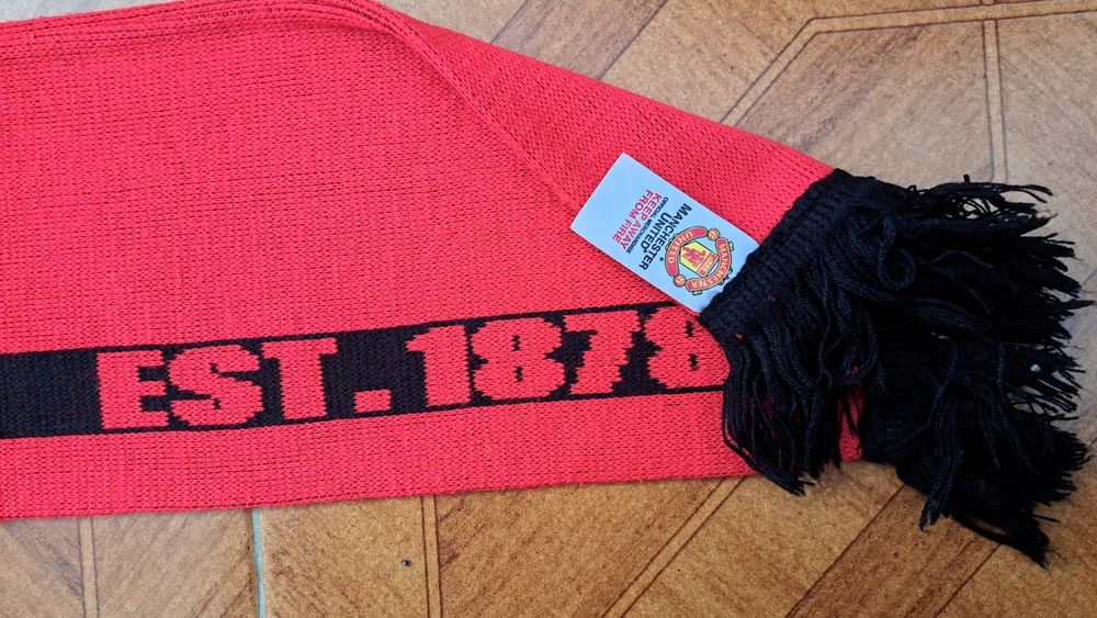 Cachecóis duplos do Manchester United FC