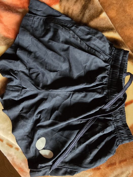 Krótkie spodenki do tenisa stołowego