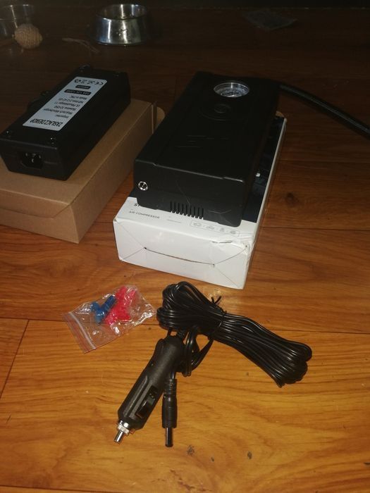 Elektryczna pompka do opon samochodowych, motocyklowych, rowerowych i