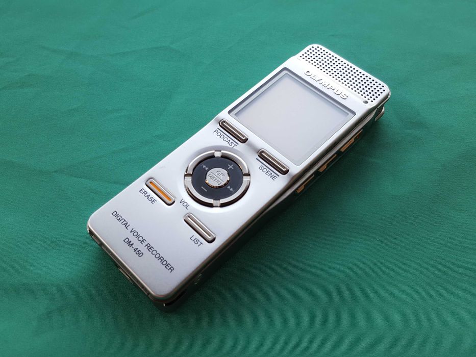 Диктофон цифровой Olympus DM-450 2Gb стерео