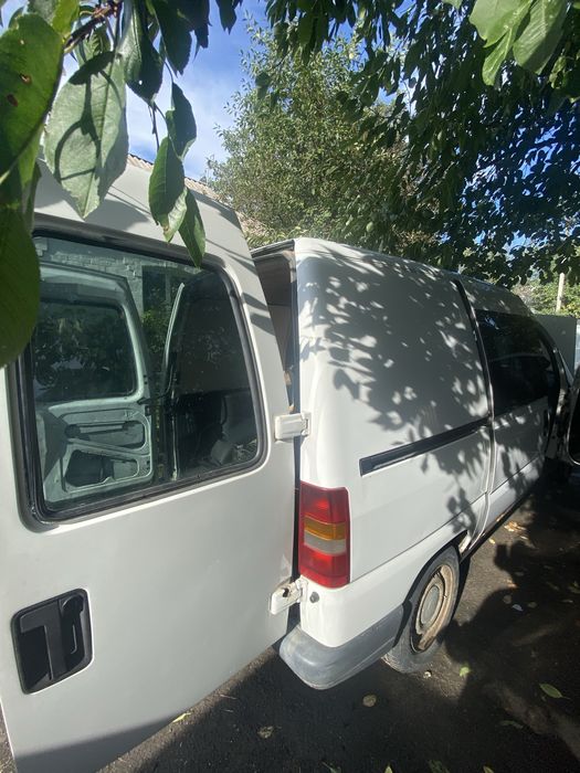 Продам пежо експерт 2003 рік 1.9 дизель ціна 2500$