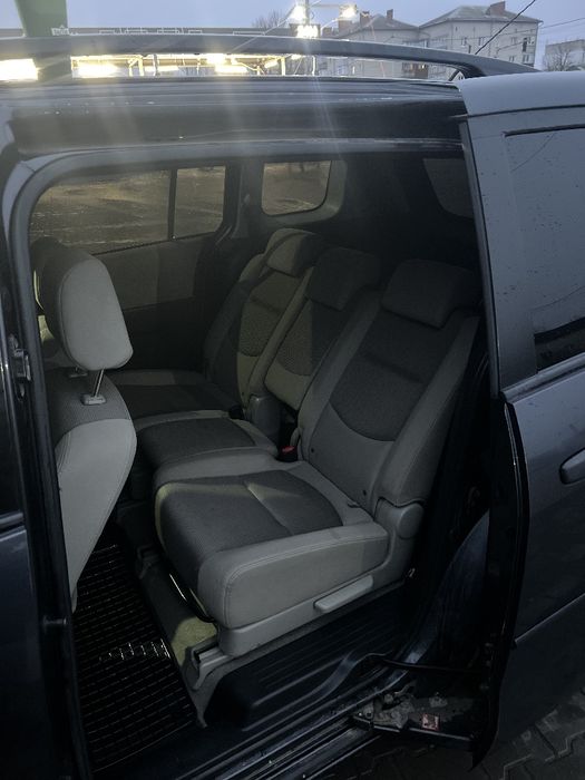 Продам  автомобіль Mazda 5