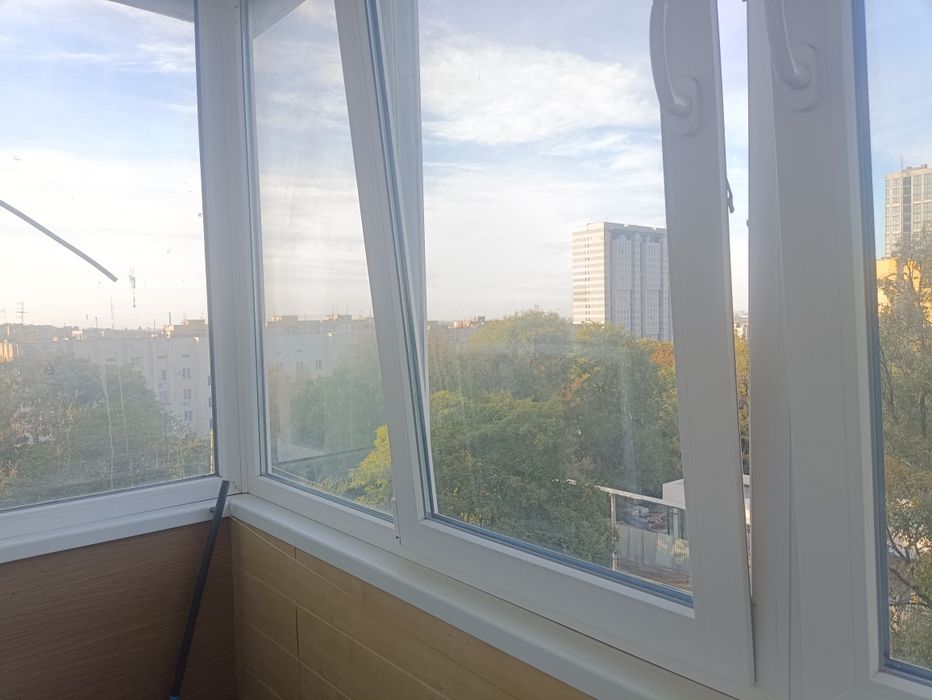 Продам 3к квартиру Мініна Шнеерсона Поля низ
