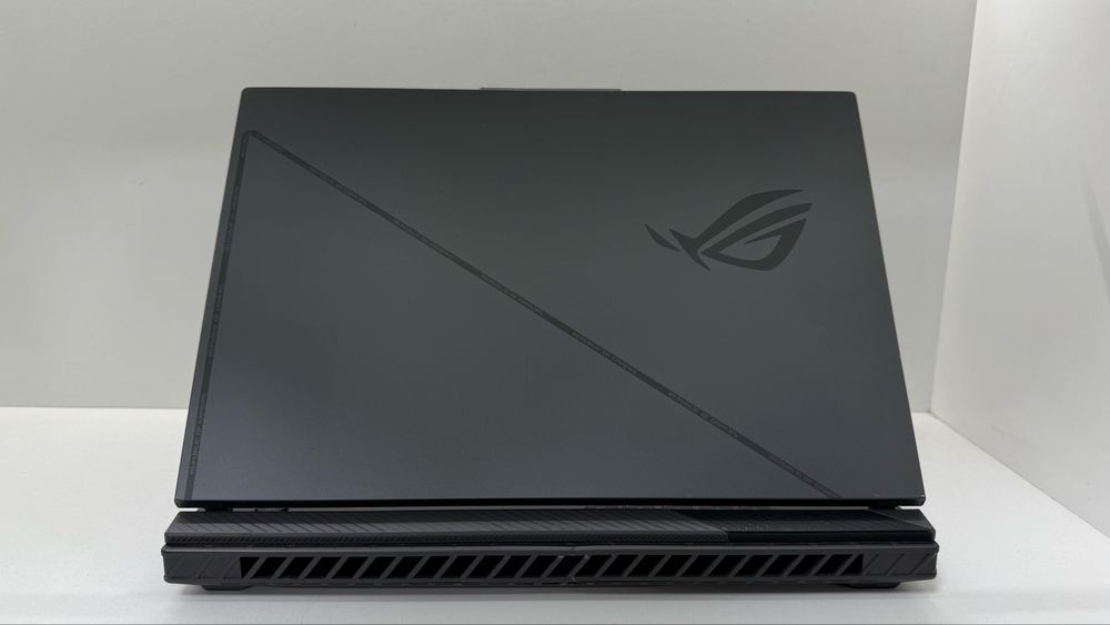 RTX4060 | i9 13Gen | 32DDR5 | 1Tb SSD | FHD 165HZ | ASUS ROG  g614j