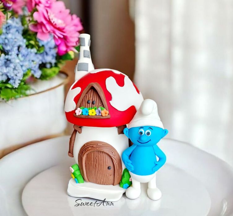 Smerf i domek figurka na tort