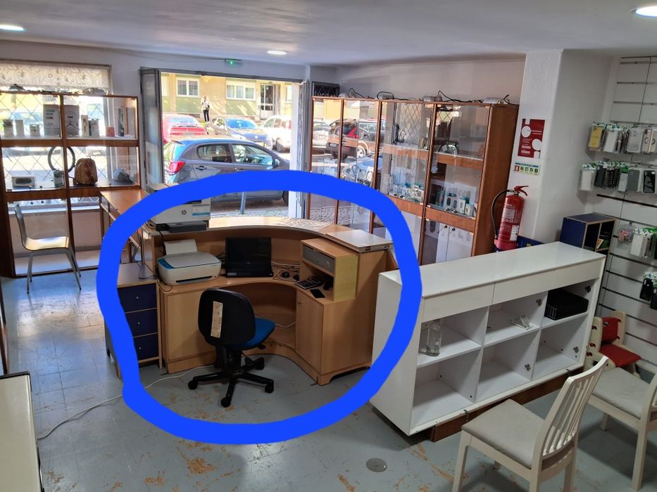 Balcão Redondo Atendimento