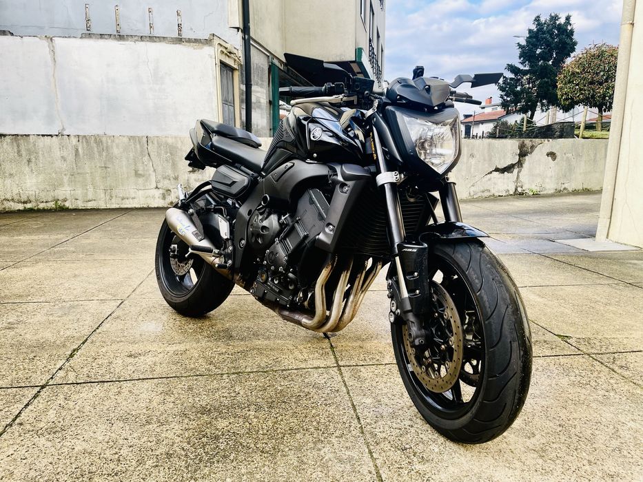 Yamaha fz1 full black