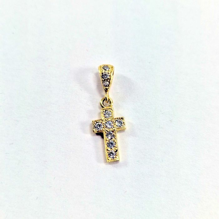 Złota zawieszka krzyżyk z cyrkoniami p:375 w:0,91g