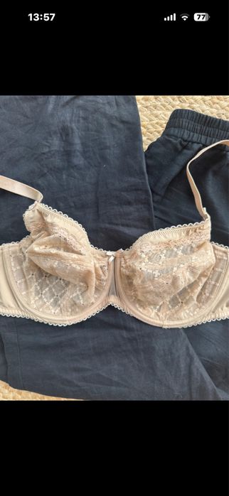 90 D koronkowy bezowy  Glamorise
