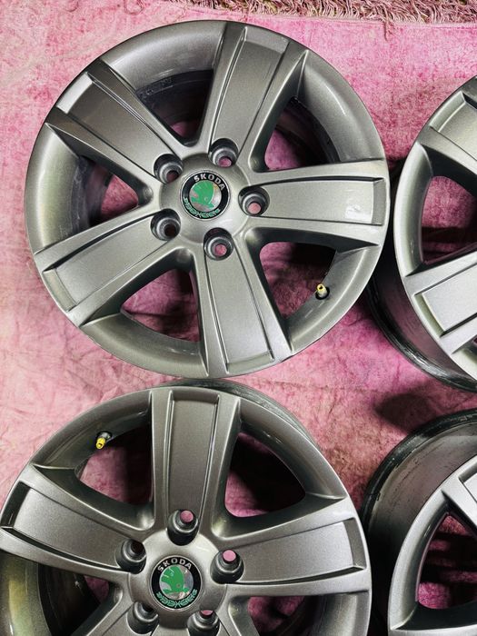 R15 диски оригинал Skoda Octavia А5. 5/112