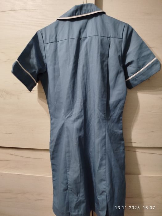 Damski uniform fartuch medyczny