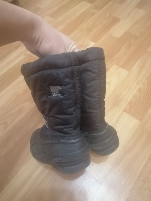 Зимние сапоги дутики