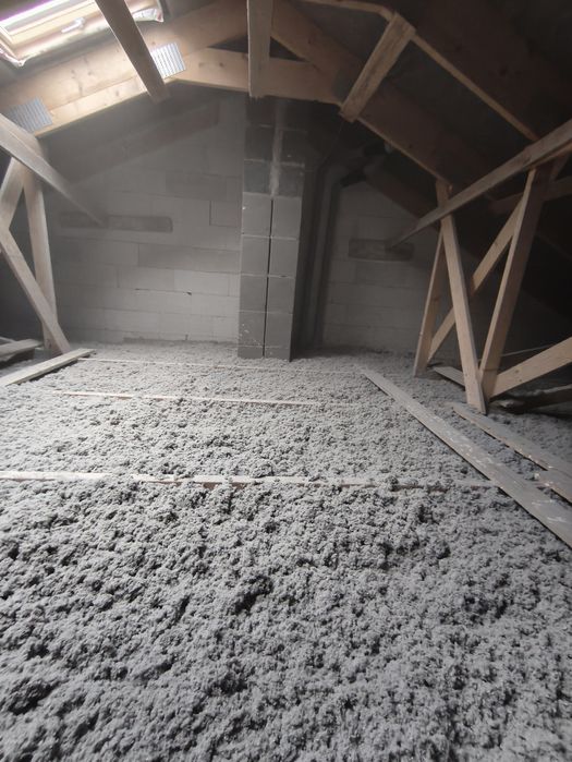 Wełna Celuloza λ 0,037 - 30 cm ocieplenie stropu poddasza wiązary