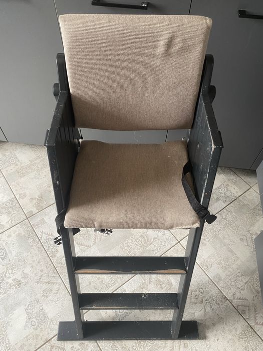 Продам стільчик для годування