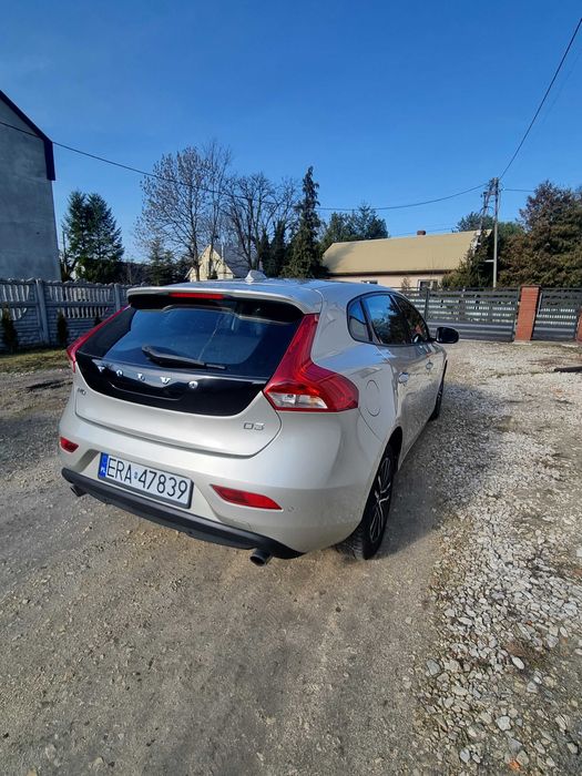 Volvo v40 2017r FULL LED disel 2.0 AUTOMAT