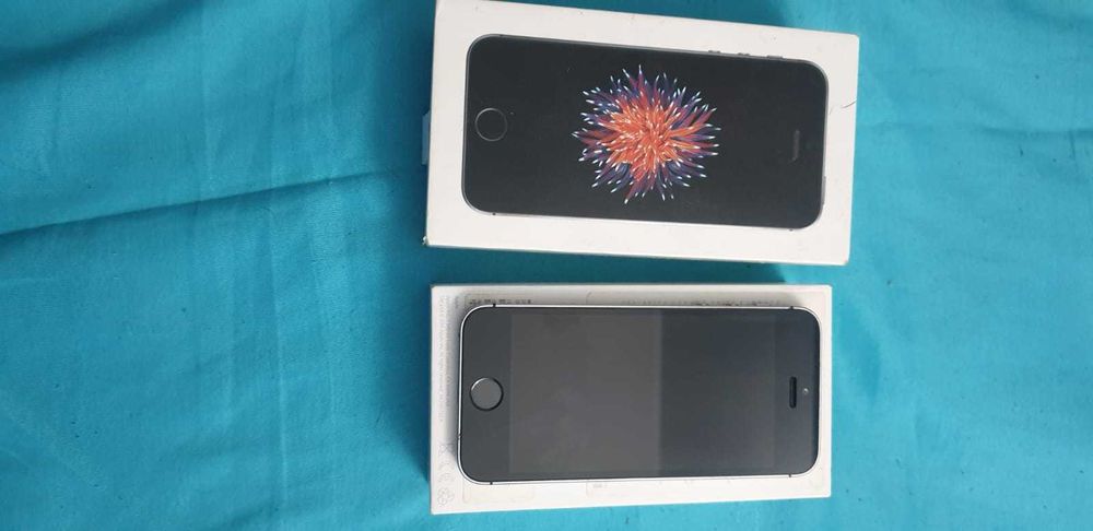 IPhone SE Impecável