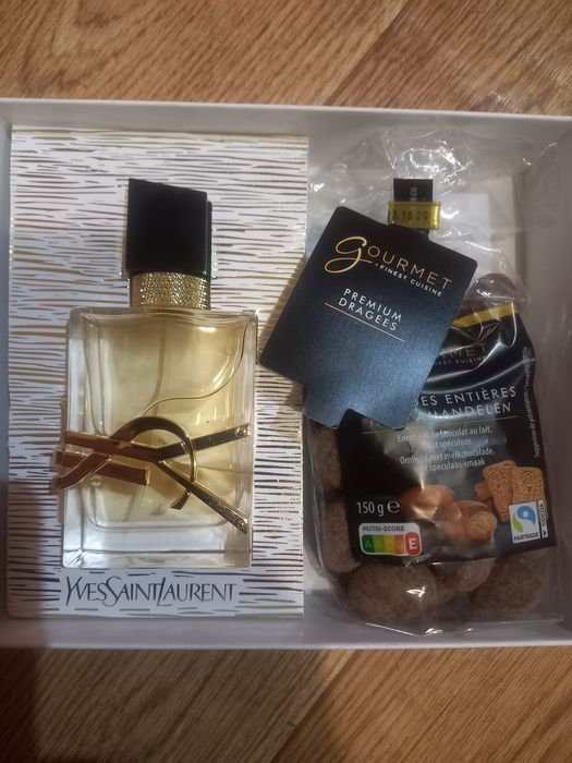 Ив Сен Лоран, парфюмированная вода, Франция