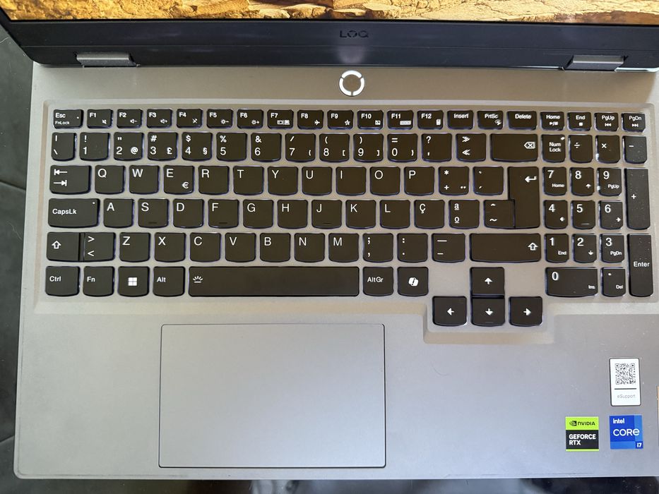 Lenovo LOQ Gaming 15IRX9-967 | i7 | RTX 4060 | 16GB RAM | Garantia | Novo