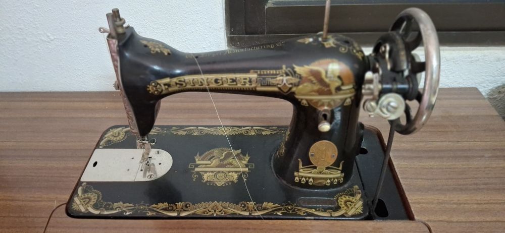 Máquina de costura SINGER