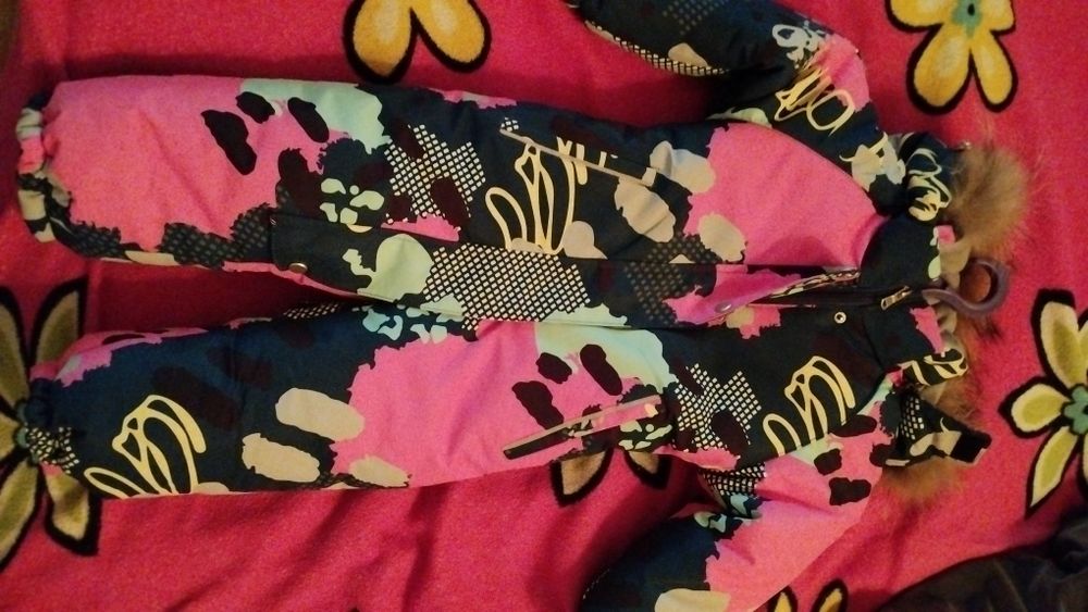 Зимовий комбінезон на дівчинку