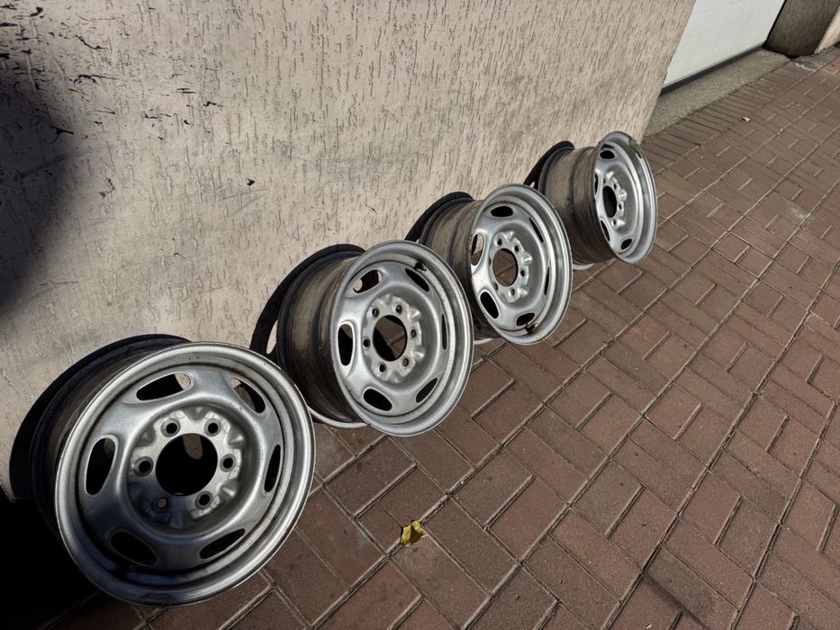 Залізні диски 15’’ 6x139.7 (6.5J, ЦО 100.3)