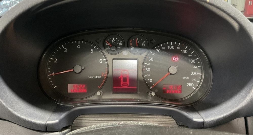 Audi A3 1.6 Gasolina  - 102cv - Nacional