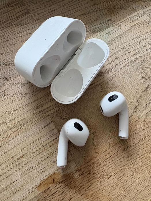 Iphone 13 Pro Max 1TB +Apple AirPods 3 б/у