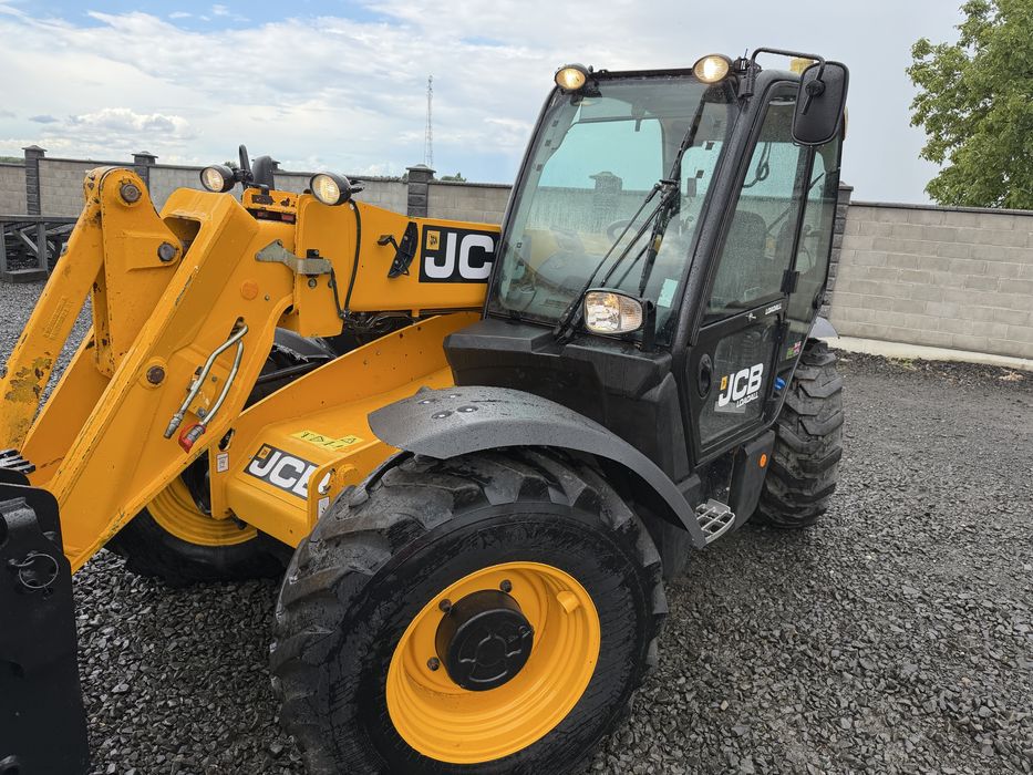 JCB 531-70 Agri 2017r погрущик manitou