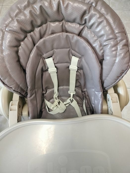 Cadeira Papa Chicco Polly Magic 3 em 1 – Excelente Estado