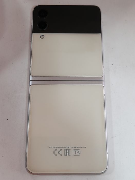Samsung Galaxy Z Flip 3 5G  "8/256gb"
