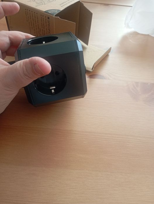 Adapter do gniazdka 7w1