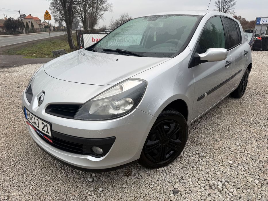 RENAULT CLIO 1.2 75 PS 4cylindry stan Bdb klima 5-Drzwiowy