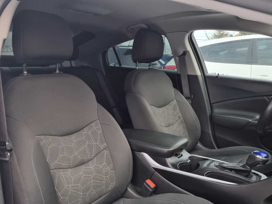 Продам  Chevrolet Volt 2016. Можна в розстрочку, під викуп.