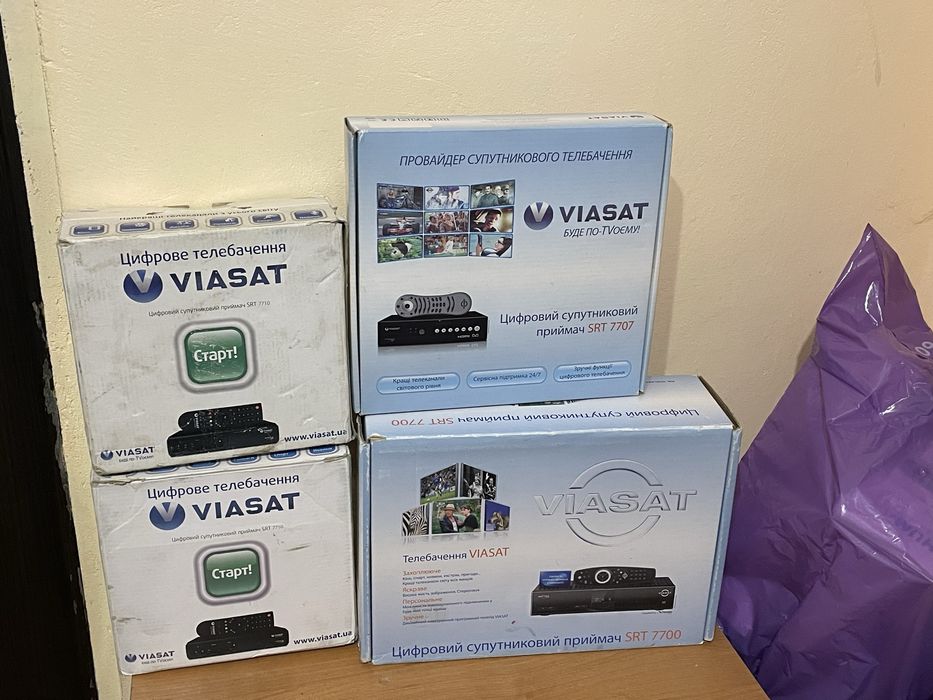 супутникові тюнери на деталі