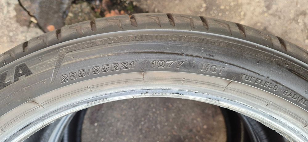 Komplet opon letnich Bridgestone _ 255/40/21 _ 295/35/21