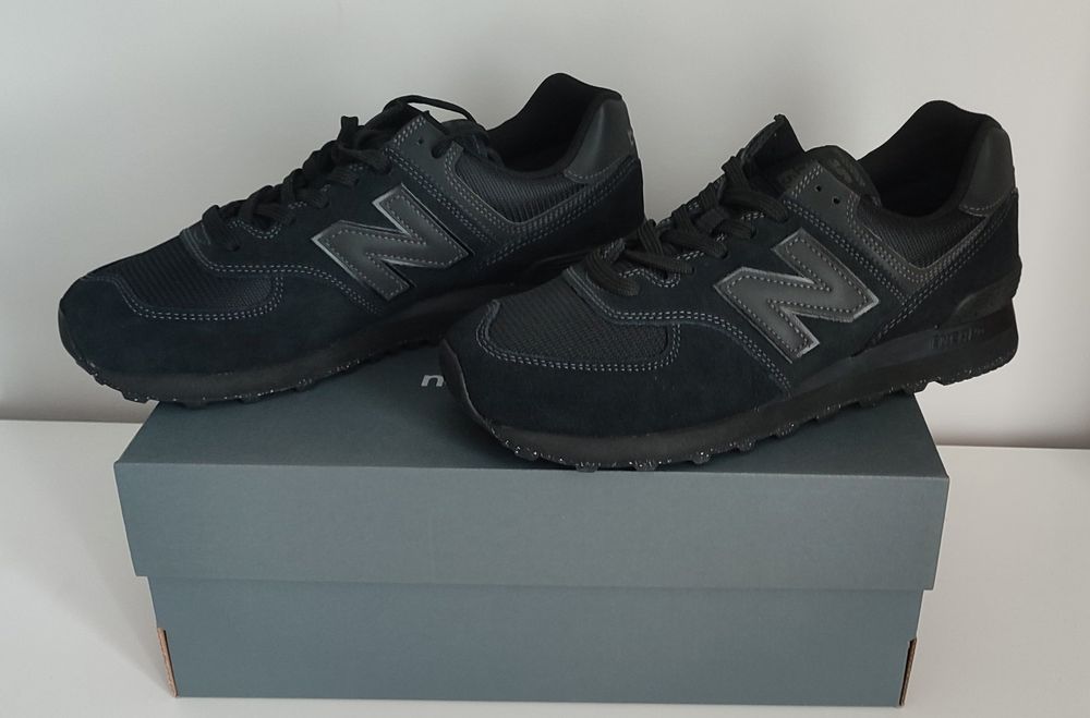 Продам кросівки New Balance 574