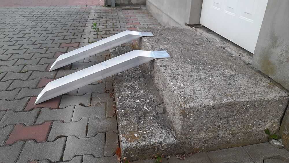 Najazdy Aluminiowe 1m Podjazdy na stopień pod wózek
