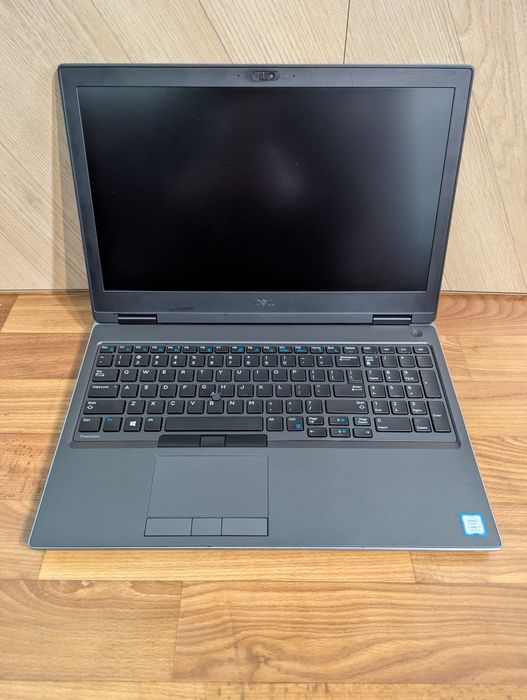 Dell Precision 7540  / i7-9750H / T1000 / 16GB / 256 SSD