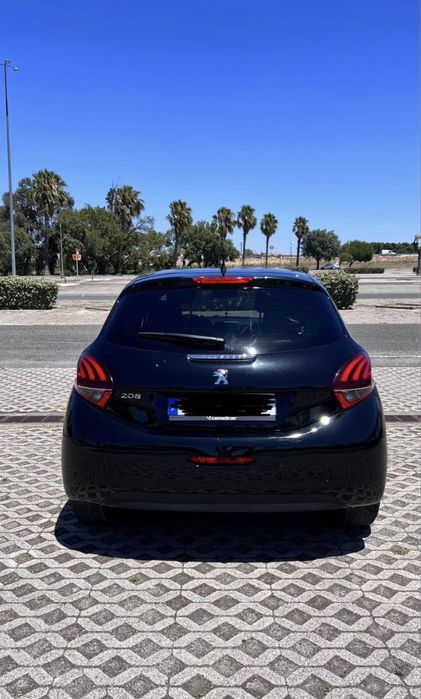 Peugeot 208 - Impecável