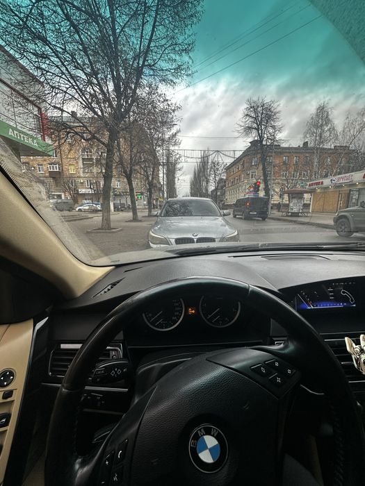Продам беху е60.