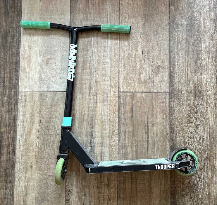 Трюковий самокат Dominator Trooper Black-Mint (для дитини 110-135 см)