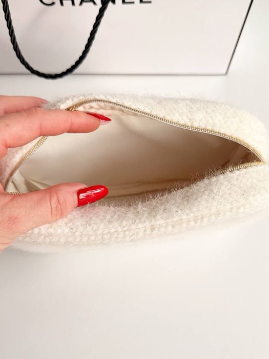 Різдвяна косметичка Chanel