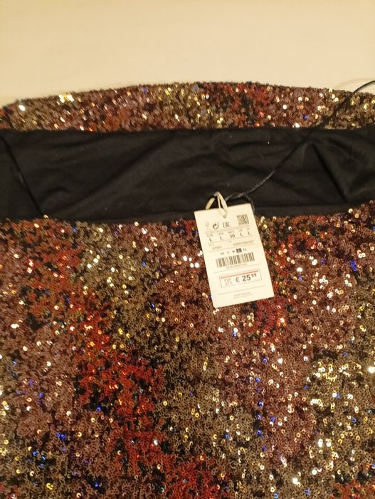 Vestido abrilhantado, de marca Pull&Bear, tamanho L