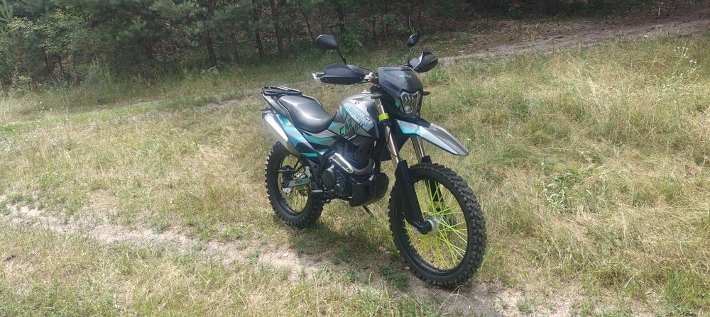 Продам мот шинерай 250 CXR
