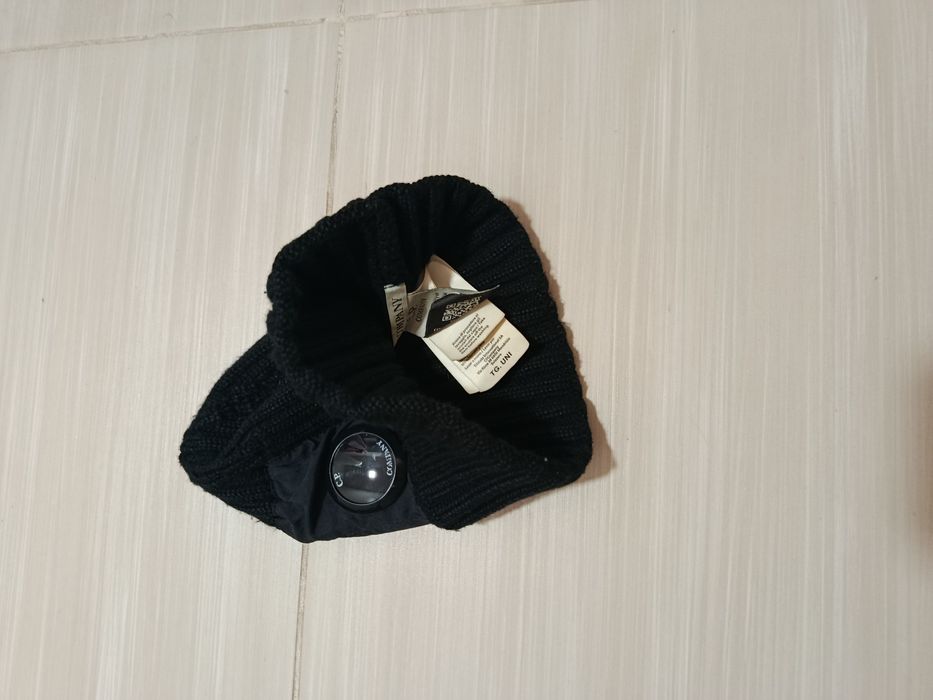 • Оригінал• шапка cp company