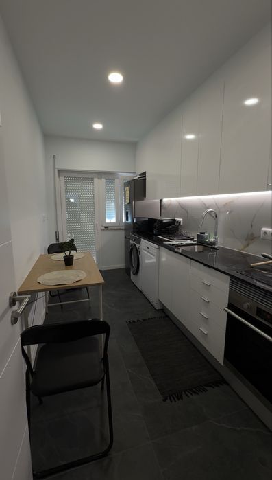 Quarto para arrendar - Barreiro Centro